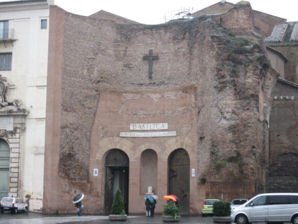 Church of St Mary of the AngChurch of St Mary of the Angels and the Martyrs in Rome near Piazza della Repubblica